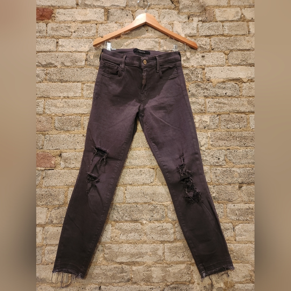 J Brand distressed jeans. Grey. Size 27.